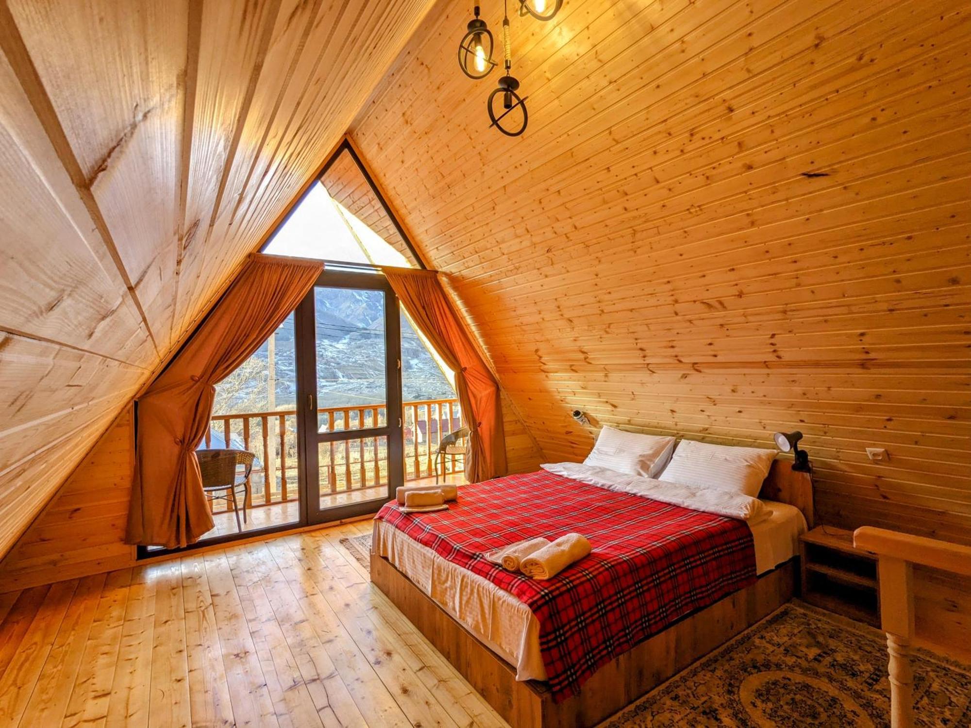 קזבגי Cottage Caucasus מראה חיצוני תמונה
