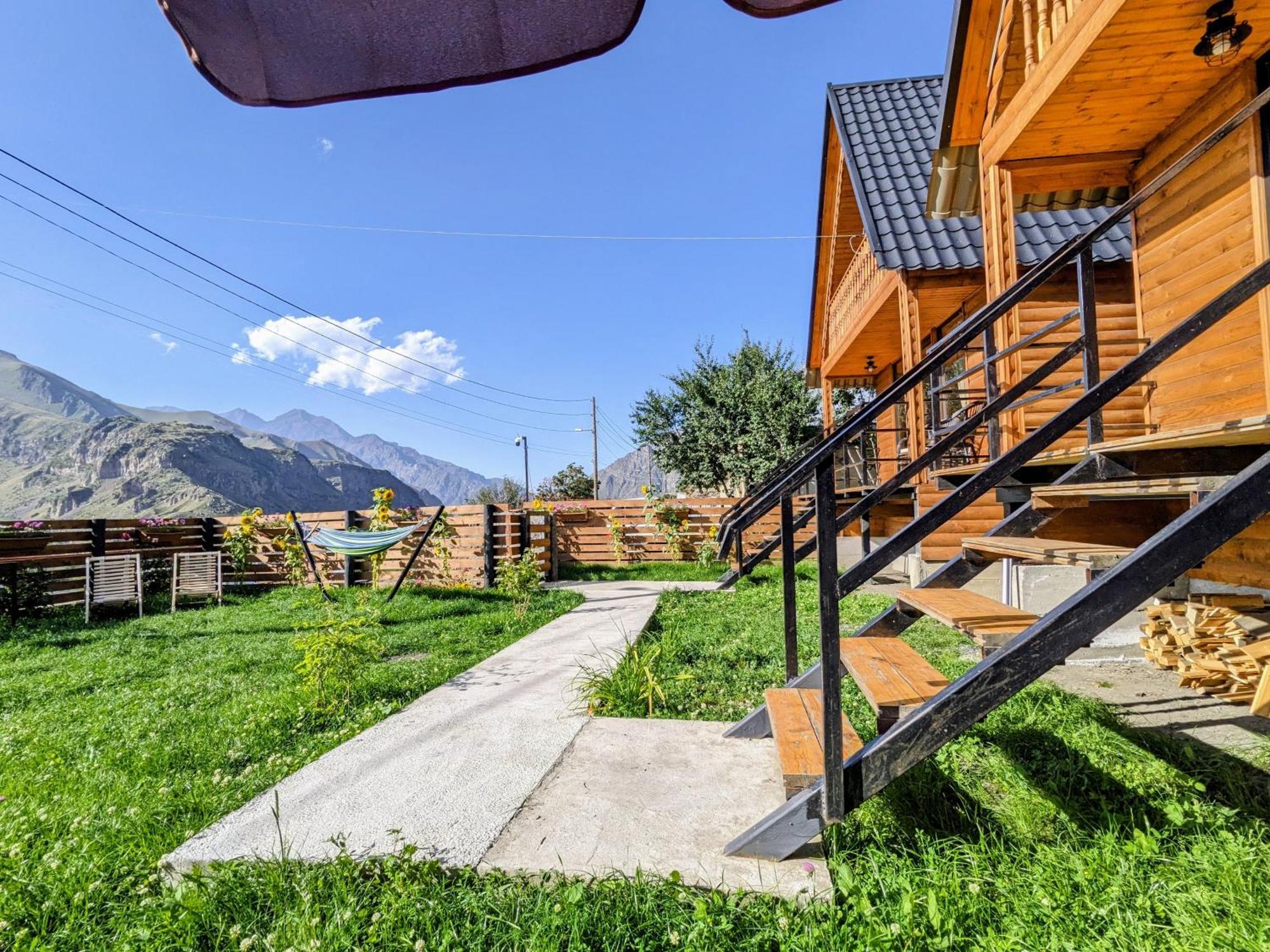 קזבגי Cottage Caucasus מראה חיצוני תמונה